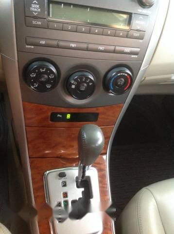 Toyota Corolla Altis   2010 - Bán xe Toyota Corolla Altis 2010, tự động, giá tốt