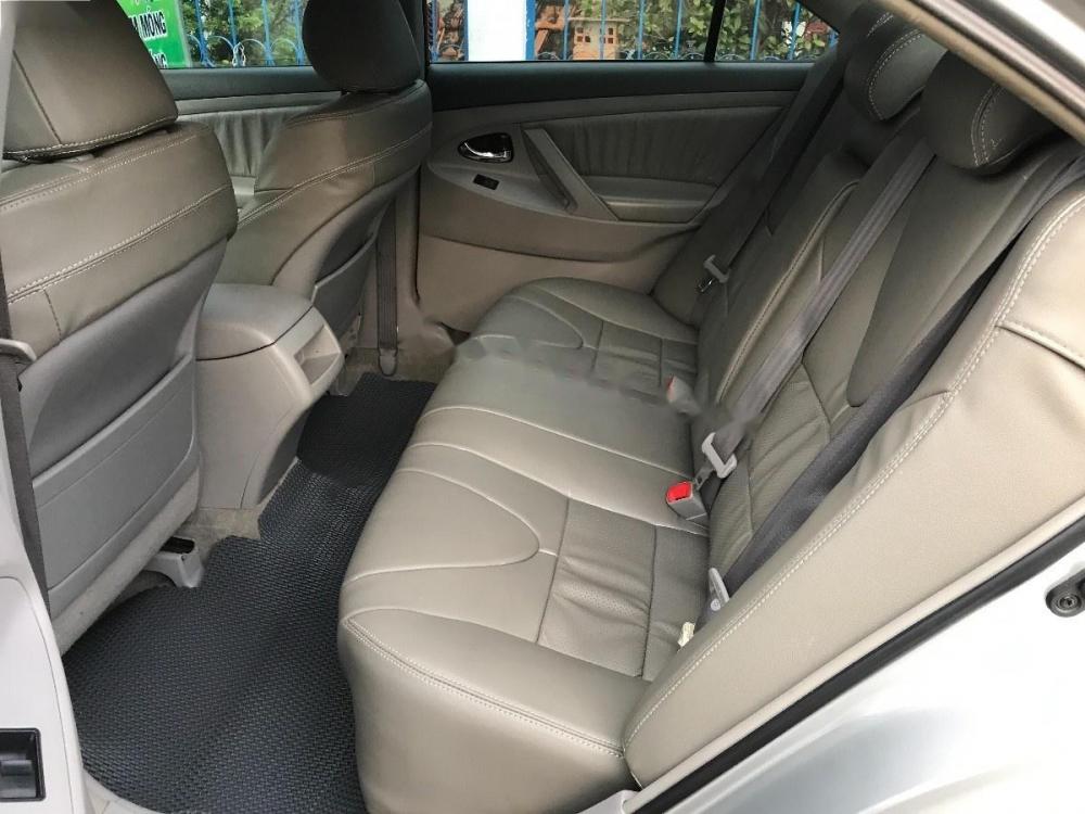 Toyota Camry LE 2006 - Bán Toyota Camry LE đời 2006, màu bạc, nhập khẩu