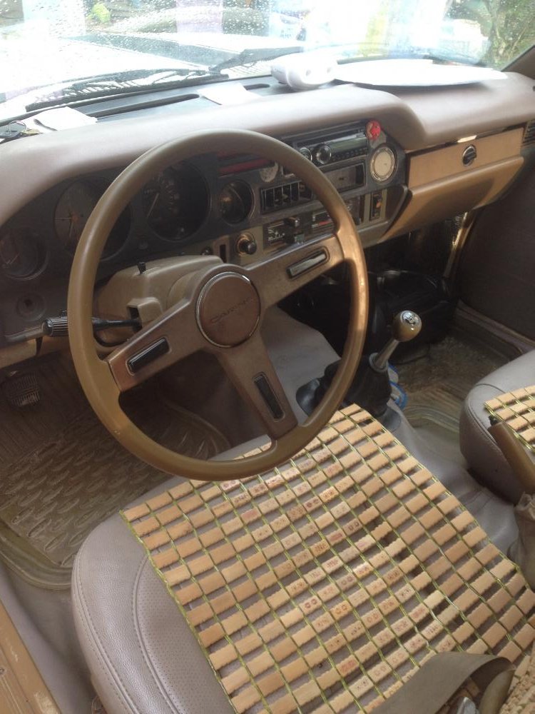 Toyota Carina 1991 - Cần bán xe Toyota Carina đời 1991, màu trắng, xe nhập giá cạnh tranh