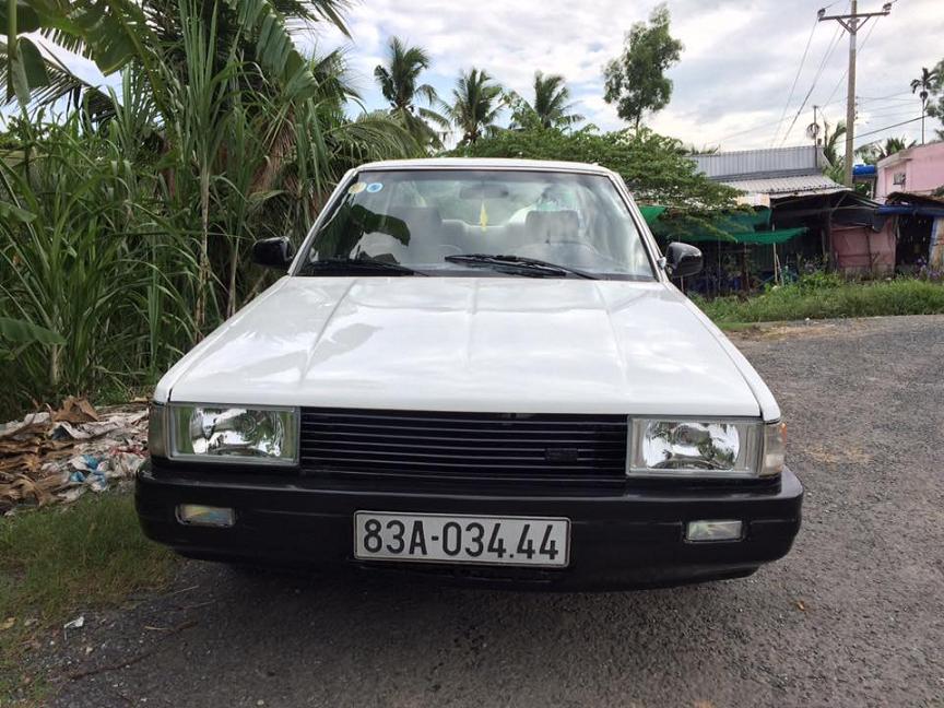 Toyota Carina 1.5  1981 - Bán Toyota Carina năm 1981, màu trắng, nhập khẩu, giá tốt
