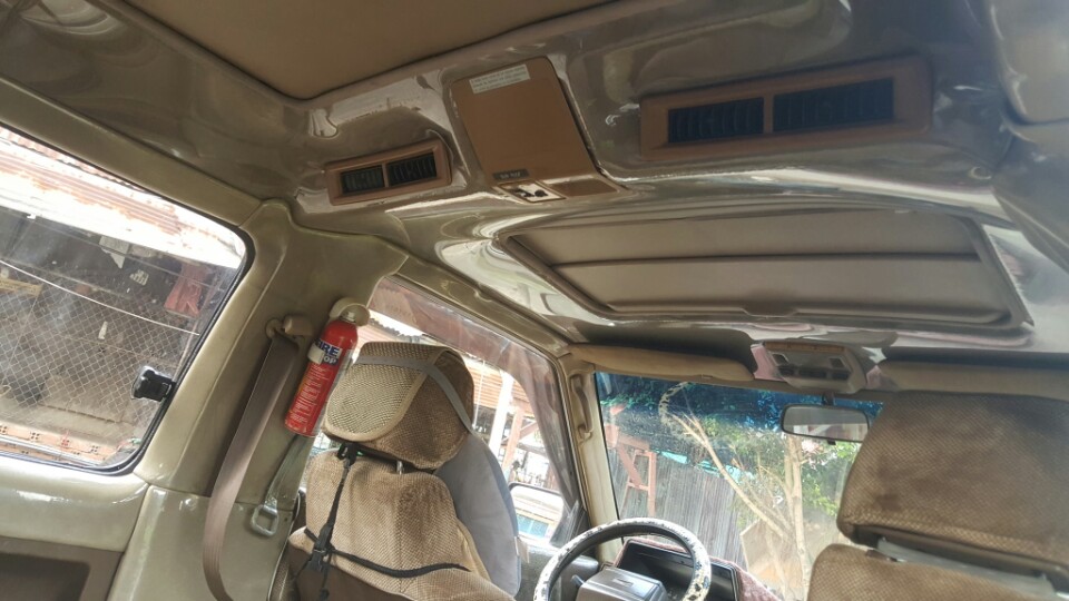 Toyota Van LX 1986 - Bán Toyota Van LX sản xuất 1986, nhập khẩu