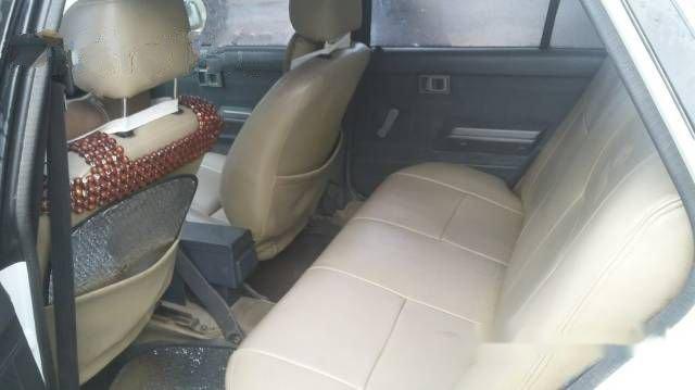 Toyota Corolla Altis   MT 1986 - Bán xe cũ Toyota Corolla altis MT đời 1986, màu trắng chính chủ, giá 50tr