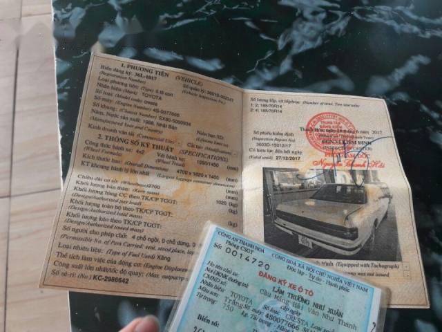 Toyota Cressida 1988 - Bán xe Toyota Cressida đời 1988, màu trắng, xe nhập
