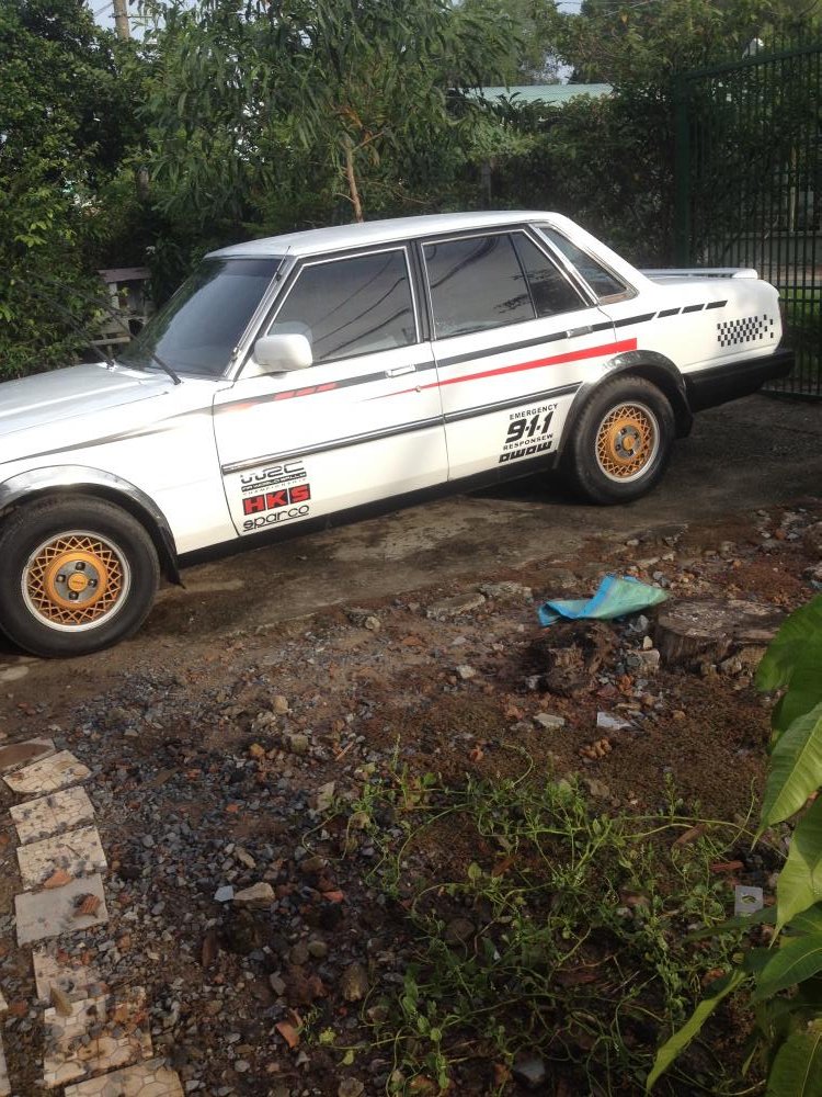 Toyota Cressida 1983 - Bán xe Toyota Cressida đời 1983, màu trắng, xe nhập