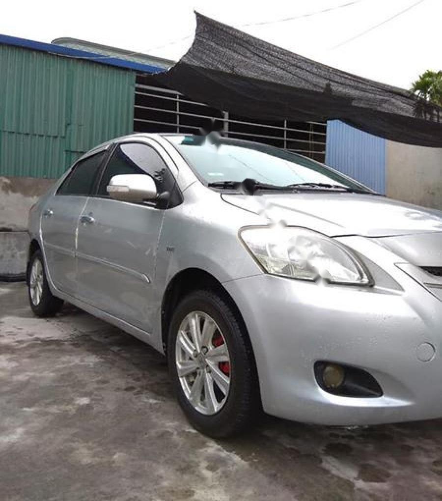 Toyota Vios Limo 2009 - Bán Toyota Vios Limo đời 2009, màu bạc, 232tr