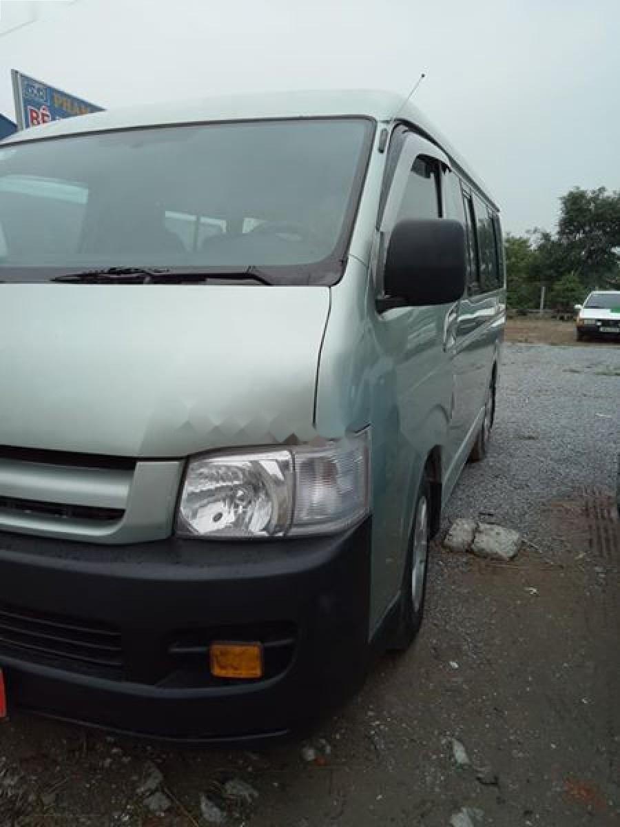 Toyota Hiace 2.5 2009 - Cần bán Toyota Hiace 2.5 2009, màu xanh, giá cạnh tranh
