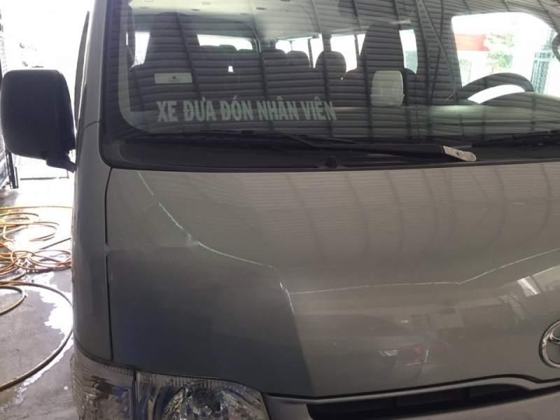 Toyota Hiace 2012 - Cần bán gấp Toyota Hiace đời 2012