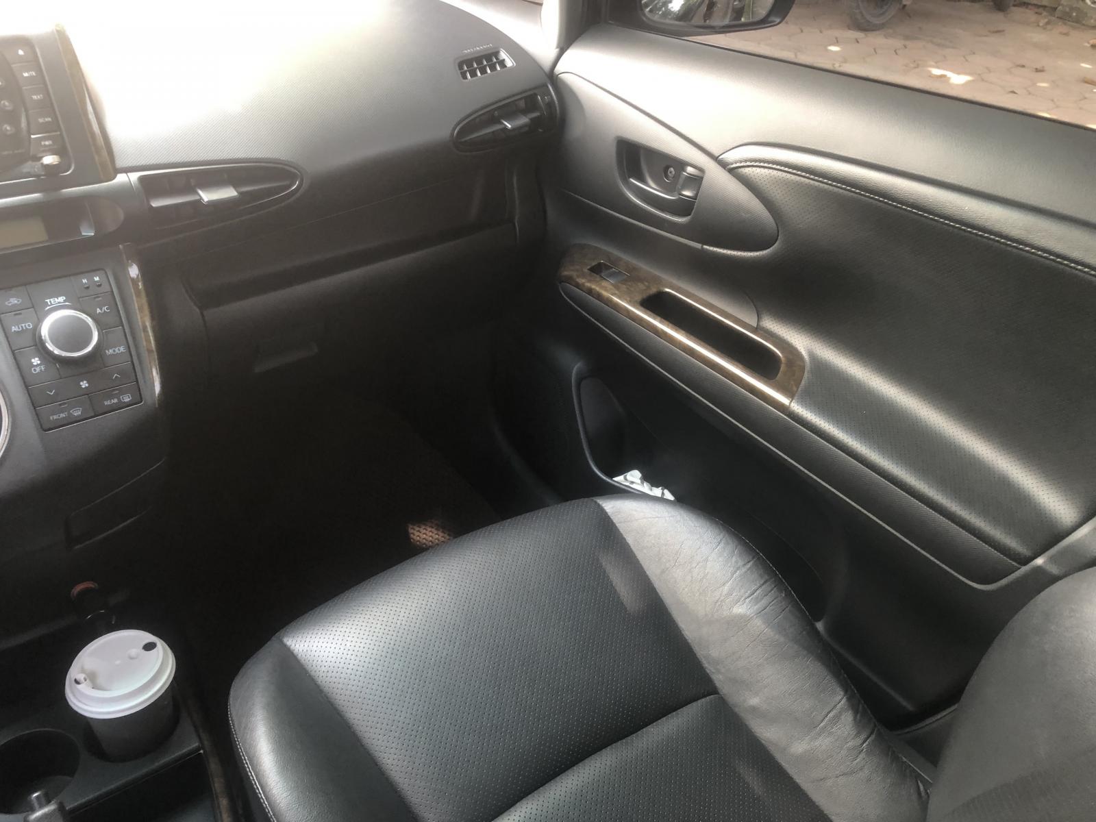 Toyota Wish 2012 - Bán xe Toyota Wish 2.0 AT nhập khẩu 2012, tên tư nhân biển Hà Nội