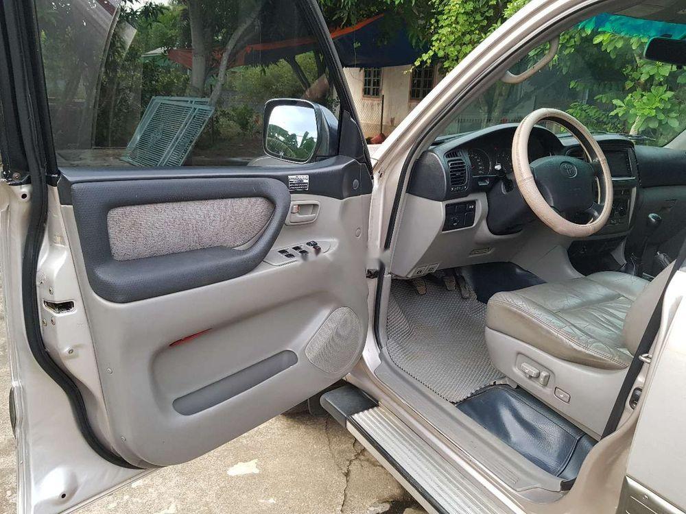 Toyota Land Cruiser 2005 - Bán Toyota Land Cruiser năm 2005, màu bạc  