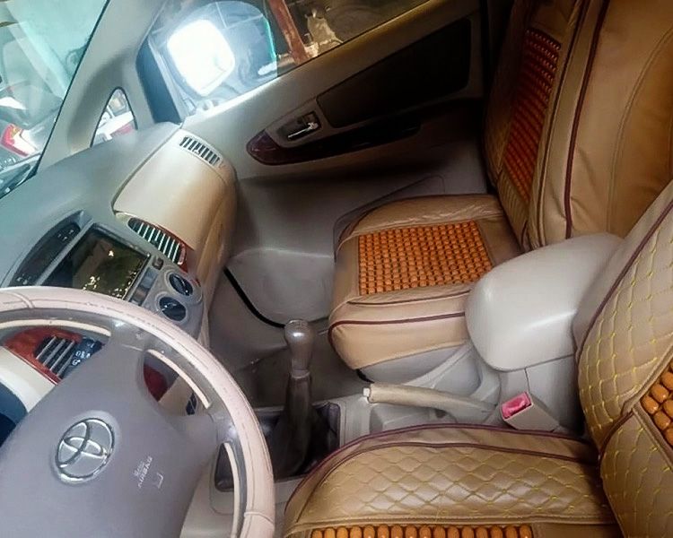 Toyota Innova   G  2007 - Cần bán gấp Toyota Innova G 2007, màu bạc còn mới