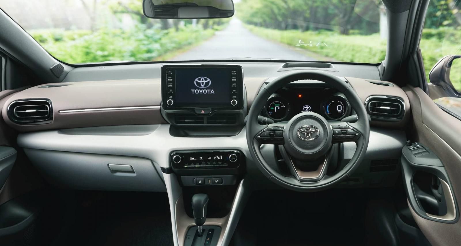 Toyota Yaris 2022 - Tặng thẻ chăm sóc xe, ra biển số đẹp