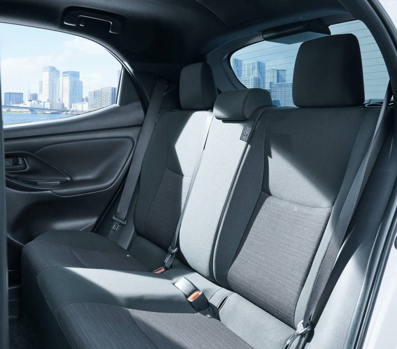 Toyota Yaris 2022 - Tặng thẻ chăm sóc xe, ra biển số đẹp