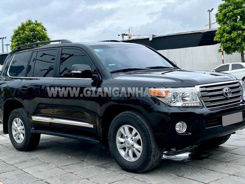 Toyota Land Cruiser 2014 - Màu đen, nhập khẩu