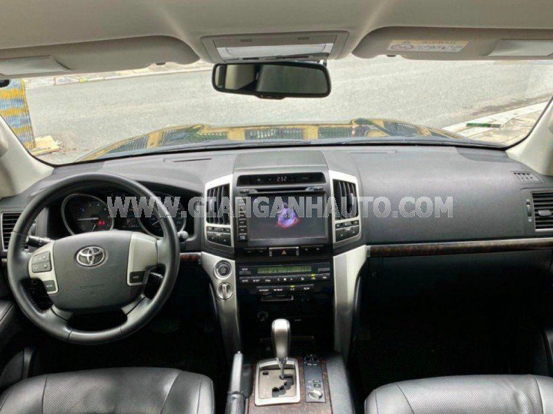 Toyota Land Cruiser 2014 - Màu đen, nhập khẩu