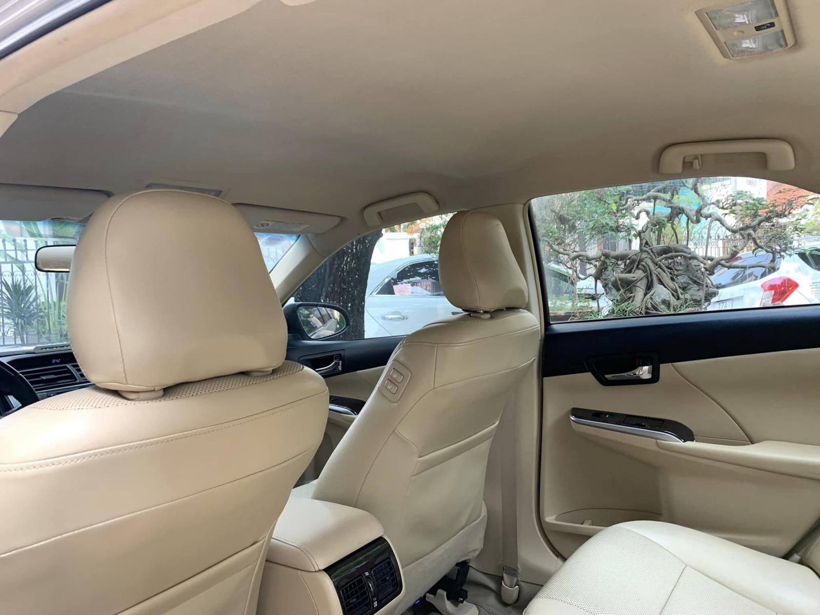 Toyota Camry 2016 - Màu vàng, tên tư nhân chính chủ