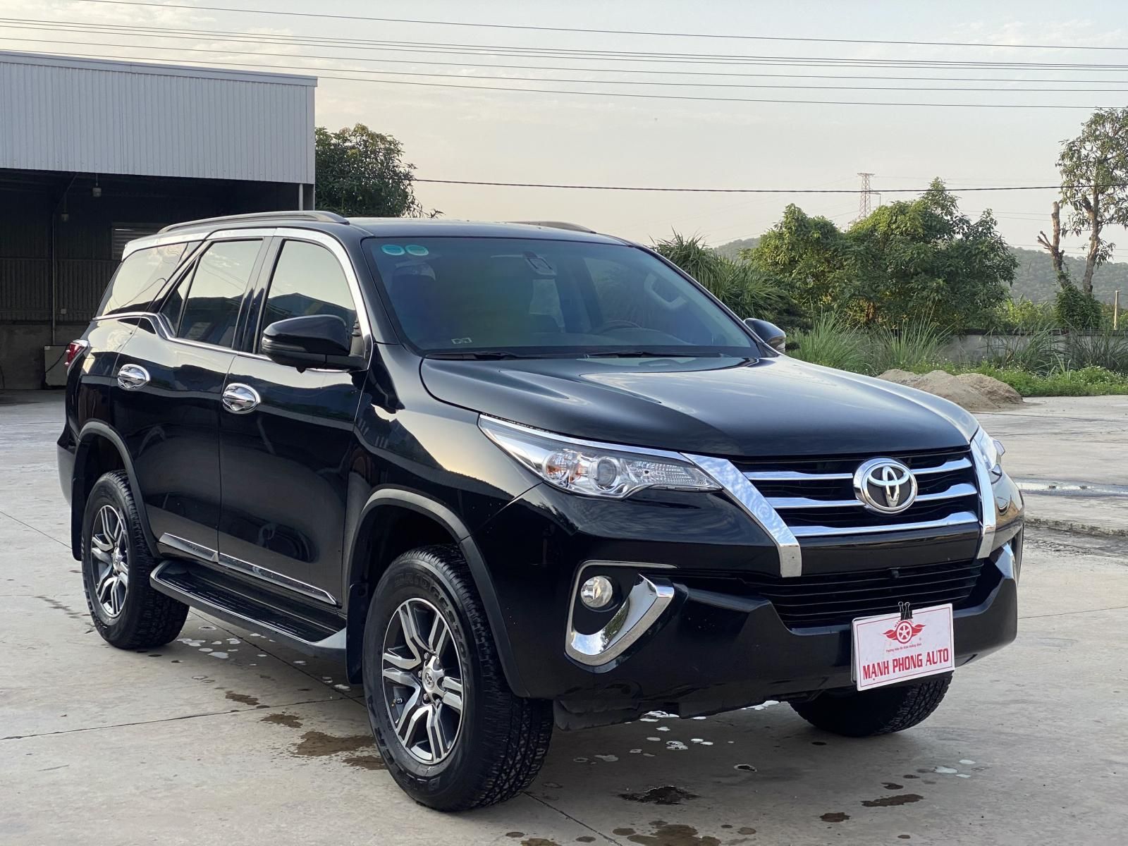 Toyota Fortuner 2018 - Máy xăng, nhập khẩu