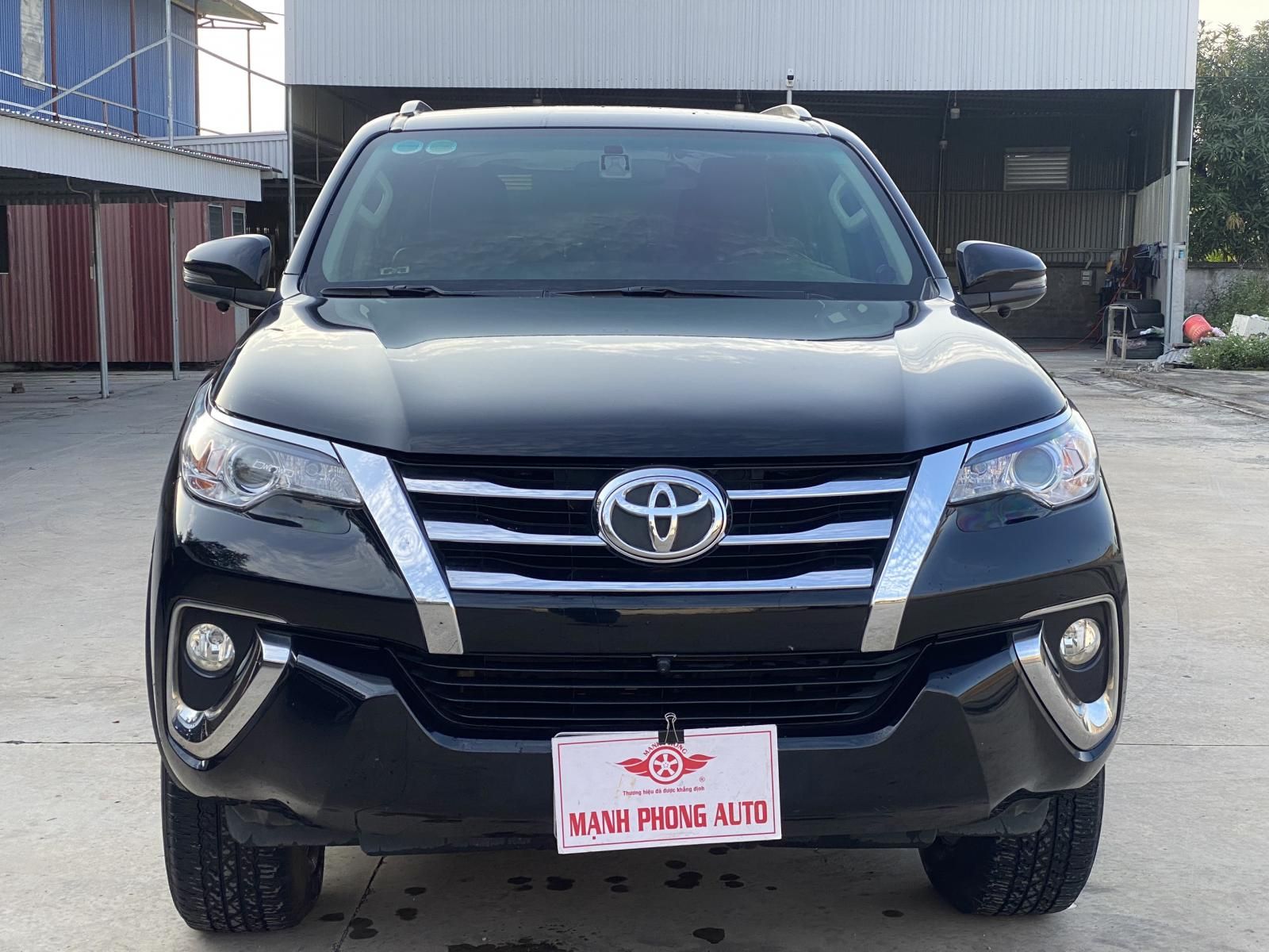 Toyota Fortuner 2018 - Máy xăng, nhập khẩu
