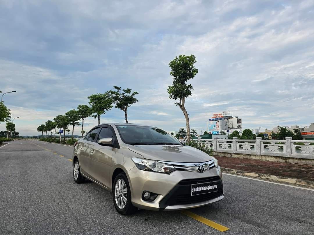 Toyota Vios 2015 - Toyota Vios 2015 số tự động