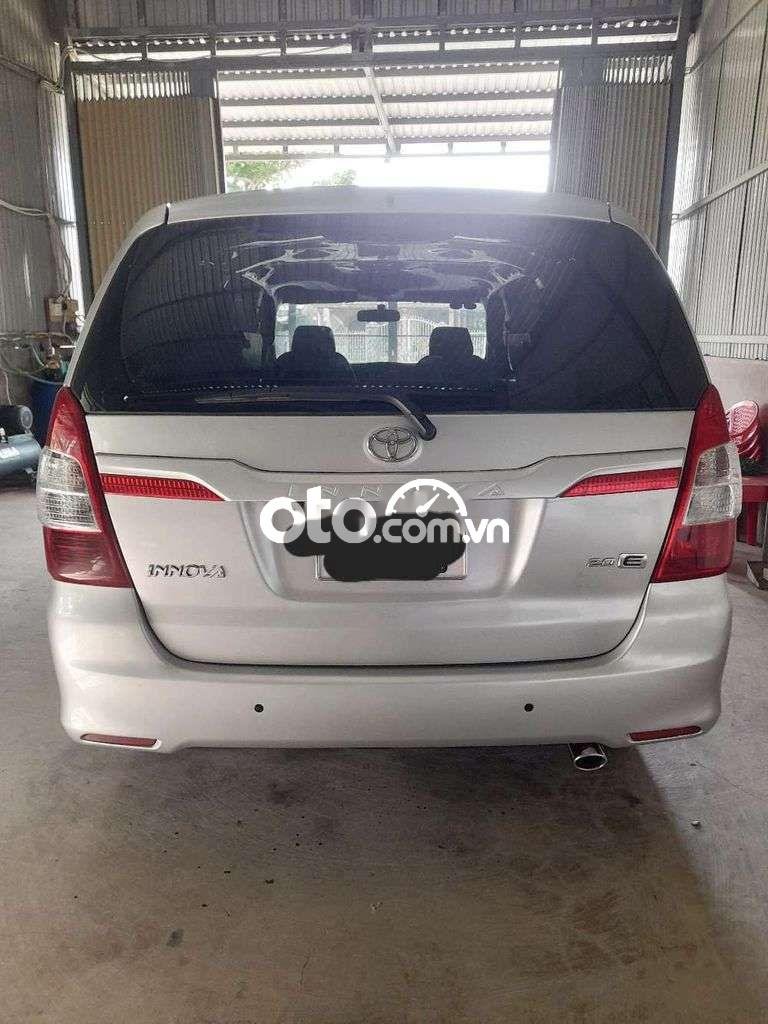 Toyota Innova Cần bán  gia đình 2016 2016 - Cần bán INNOVA gia đình 2016