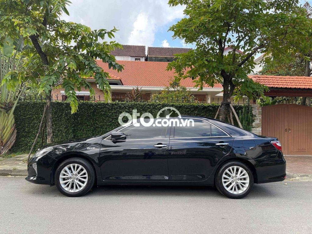 Toyota Camry Bán  2.0E đăng ký 11/2018 chính chủ 2018 - Bán camry 2.0E đăng ký 11/2018 chính chủ