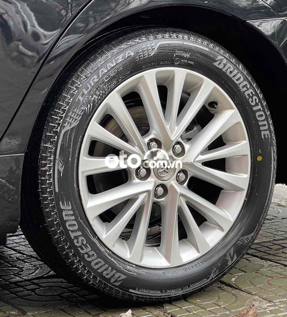 Toyota Camry Bán  2.0E đăng ký 11/2018 chính chủ 2018 - Bán camry 2.0E đăng ký 11/2018 chính chủ