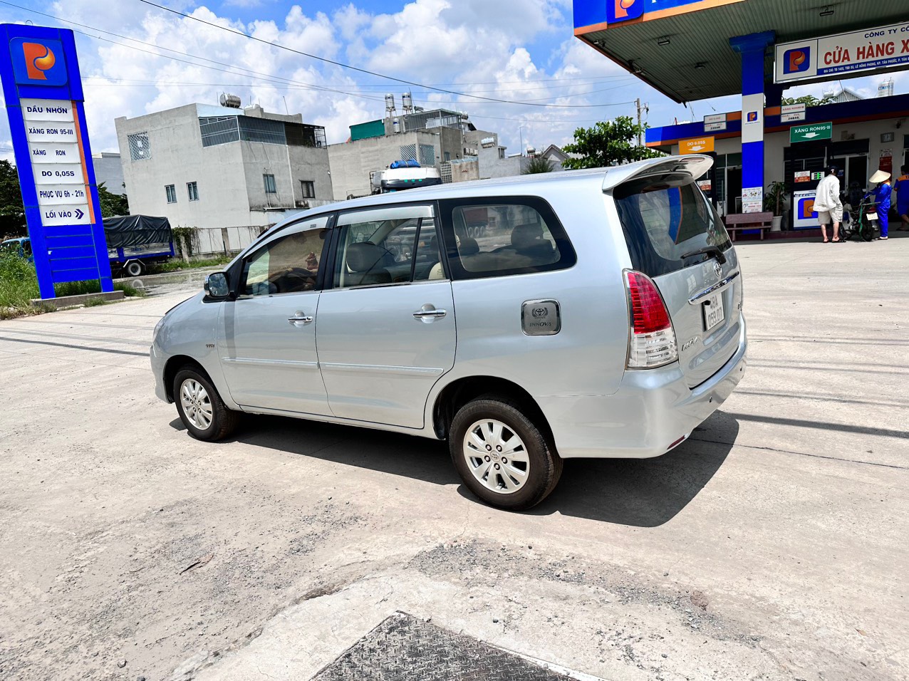Toyota Innova 2022 - GIA ĐÌNH CẦN BÁN XE INNOVA SẢN XUẤT 2011