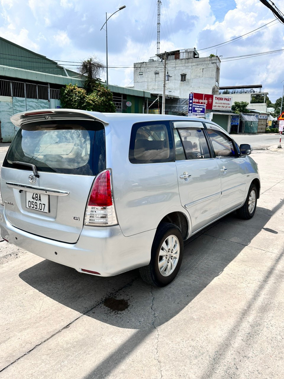 Toyota Innova 2022 - GIA ĐÌNH CẦN BÁN XE INNOVA SẢN XUẤT 2011