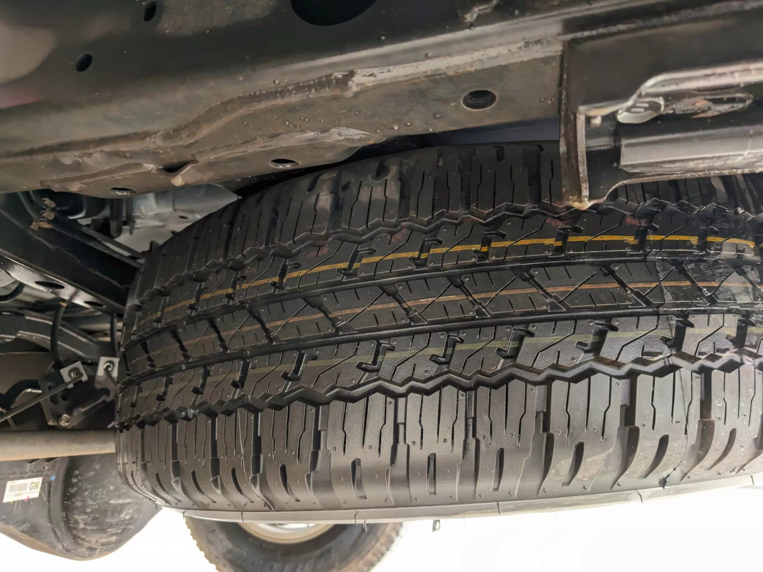 Toyota Fortuner Fortuner 2.4G MT 2020 - Bán Toyota Fortuner 2.4G MT đời 2020, màu trắng, 830tr