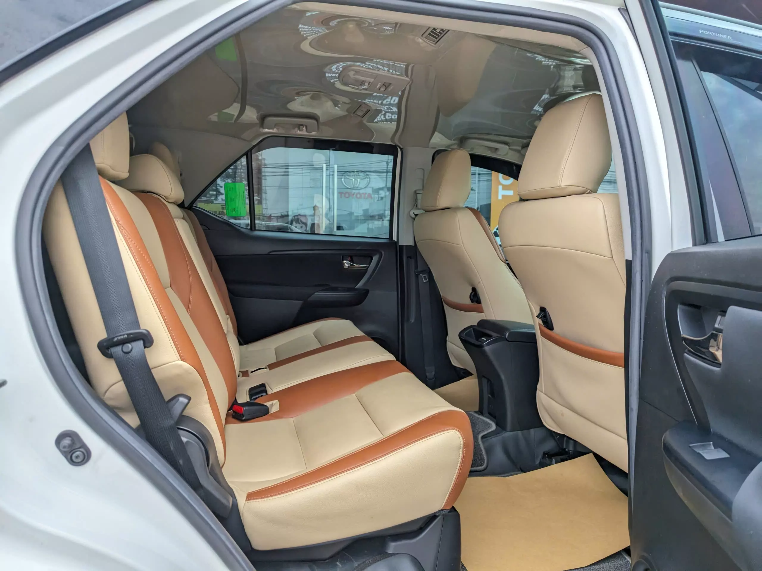 Toyota Fortuner Fortuner 2.4G MT 2020 - Bán Toyota Fortuner 2.4G MT đời 2020, màu trắng, 830tr