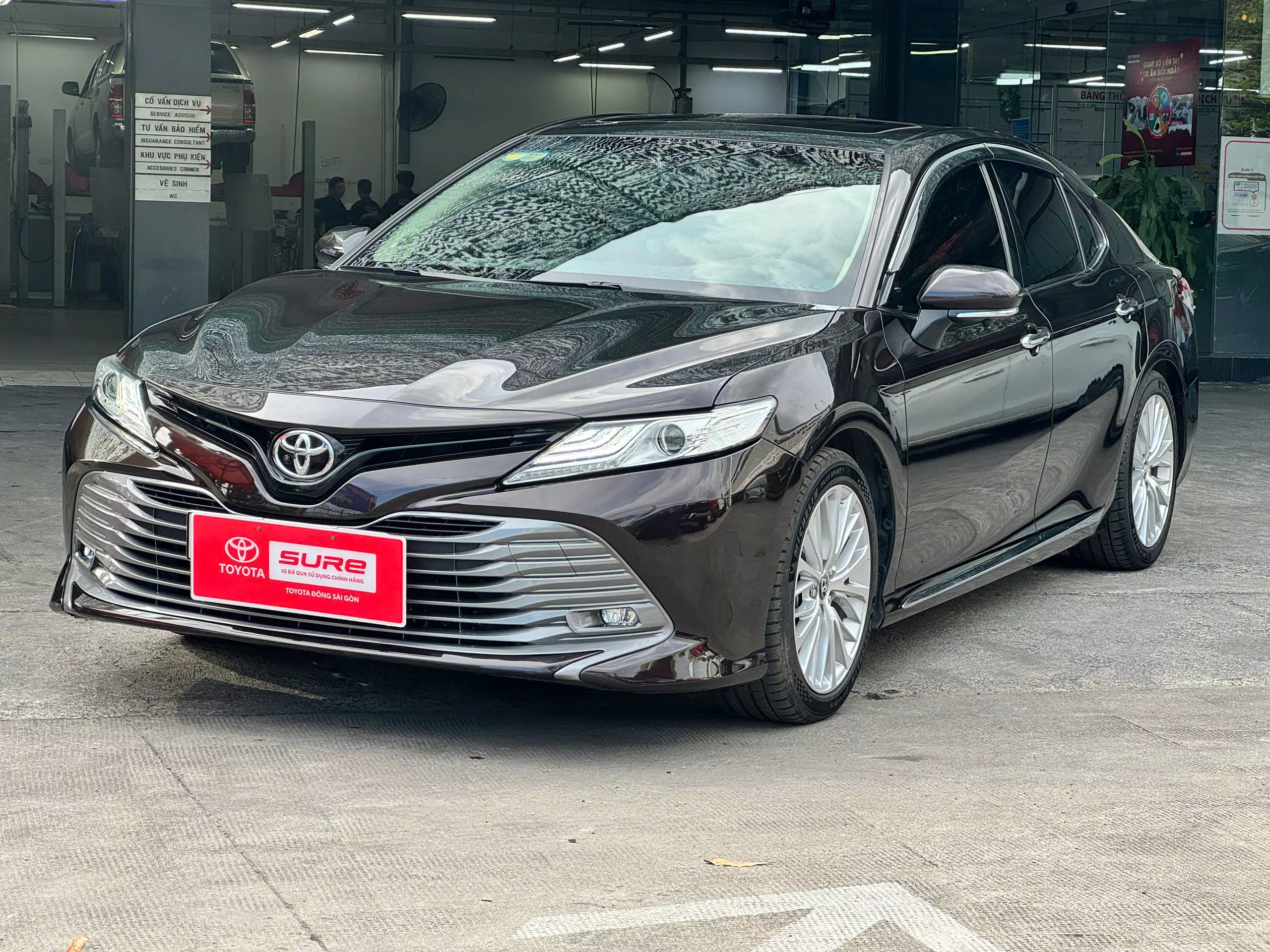 Toyota Camry 2.5Q 2019