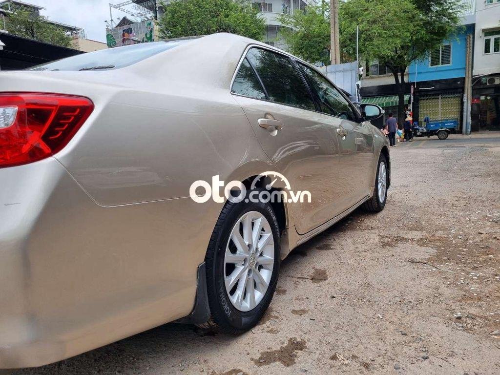 2012 Toyota Camry Hybrid Specs Price MPG  Reviews  Carscom