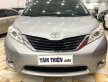 Bán xe Toyota Sienna 2010 - Cần bán xe Toyota Sienna sản xuất năm 2010, màu bạc, nhập khẩu nguyên chiếc, giá 890tr Toyota Sienna 2010 - Cần bán xe Toyota Sienna sản xuất năm 2010, màu bạc, nhập khẩu nguyên chiếc, giá 890tr giá 890 triệu tại Khánh Hòa