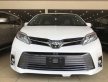 Cần bán lại xe Toyota Sienna 3.5 Limited sản xuất 2018, màu trắng giá 3 tỷ 750 tr tại Hà Nội