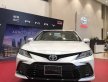 Toyota Camry 2022 - Xe có sẵn đủ màu giao ngay - Nhiều quà tặng và ưu đãi giá trị giá 1 tỷ 70 tr tại Hòa Bình