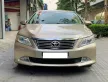 Toyota Camry 2.0E 2014 - Cần bán xe Toyota Camry 2.0E đời 2014, màu vàng giá 515 triệu tại Tp.HCM