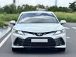 Toyota Camry Hybrid 2023 - Cần bán Toyota Camry 2.5 HV Hybrid sản xuất 2023, màu trắng, nhập khẩu giá 1 tỷ 350 tr tại Hà Nội