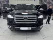 Bán xe oto Toyota Land Cruiser lc300 2024 - Land Cruisrer LC300 Đen nt kem đăng ký cuối 2024 xe mới đi có 8 Nghìn Km Toyota Land Cruiser lc300 2024 - Land Cruisrer LC300 Đen nt kem đăng ký cuối 2024 xe mới đi có 8 Nghìn Km giá 5 tỷ 580 tr tại Hà Nội