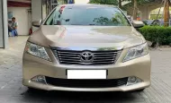 Toyota Camry 2.0E 2014 - Cần bán xe Toyota Camry 2.0E đời 2014, màu vàng giá 515 triệu tại Tp.HCM