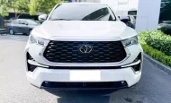 Toyota Innova Cross HEV 2.0 CVT 2024 - Cần bán Toyota Innova Cross HEV 2.0 CVT đời 2024, màu trắng, nhập khẩu, 985 triệu giá 985 triệu tại Tp.HCM