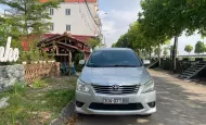 Toyota Innova 2.0E 2014 - Tôi cần bán chiếc xe ô tô Toyota Innova 2.0E màu bạc giá 238 triệu tại Hà Nội