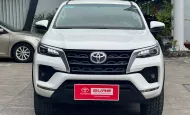 Toyota Fortuner 2.4G MT 2023 giá 890 triệu tại Tp.HCM