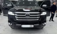 Bán xe oto Toyota Land Cruiser lc300 2024 - Land Cruisrer LC300 Đen nt kem đăng ký cuối 2024 xe mới đi có 8 Nghìn Km Toyota Land Cruiser lc300 2024 - Land Cruisrer LC300 Đen nt kem đăng ký cuối 2024 xe mới đi có 8 Nghìn Km giá 5 tỷ 580 tr tại Hà Nội