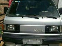 Toyota Hiace 1986 - Bán Toyota Hiace năm 1986, màu bạc, 60 triệu giá 60 triệu tại Lâm Đồng