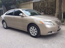 Toyota Camry LE 2006 - Bán Toyota Camry LE đời 2006, màu vàng, nhập khẩu, giá 635tr giá 635 triệu tại Hà Nội