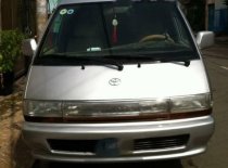 Toyota Van 1989 - Chính chủ bán Toyota Van đời 1989, màu bạc giá 185 triệu tại Tp.HCM