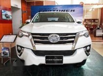 Toyota Fortuner  2.7V   2018 - Bán ô tô Toyota Fortuner 2.7V (4X2) năm 2018, màu trắng giá 1 triệu tại Tp.HCM