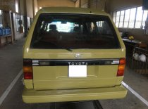 Toyota Van 1988 - Bán xe Toyota Van SX 1988, màu vàng giá 100 triệu tại Lâm Đồng