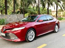 Bán Toyota Camry 2.5Q năm sản xuất 2019, màu đỏ, nhập khẩu Thái giá 1 tỷ 66 tr tại Tp.HCM