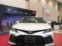 Toyota Camry 2022 - Xe có sẵn đủ màu giao ngay - Nhiều quà tặng và ưu đãi giá trị giá 1 tỷ 70 tr tại Hòa Bình