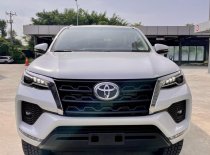 Toyota Fortuner 2022 - Màu trắng giá 1 tỷ 118 tr tại Hòa Bình